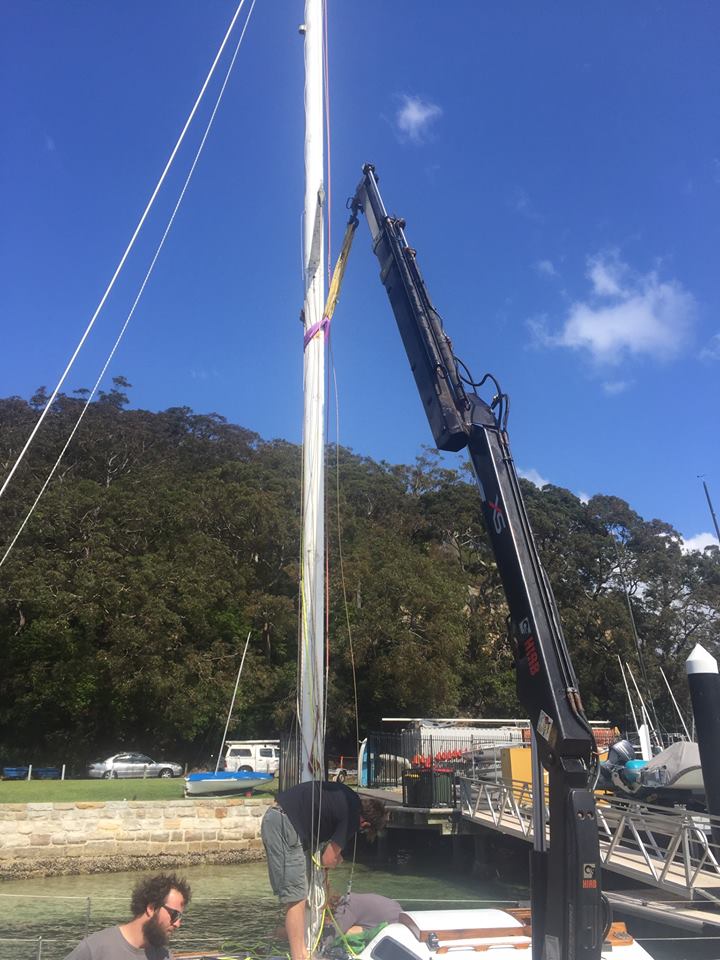 Professional Mast Lifting